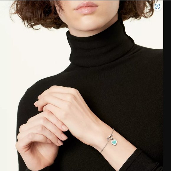 Authentic Tiffany & Co.® Return to Tiffany® Heart Tag Toggle Bracelet - Medium - Picture 3 of 9